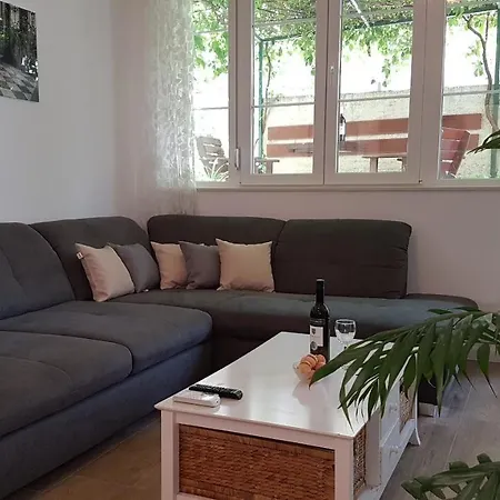 Apartments Anica & Gabriela Makarska Exterior photo