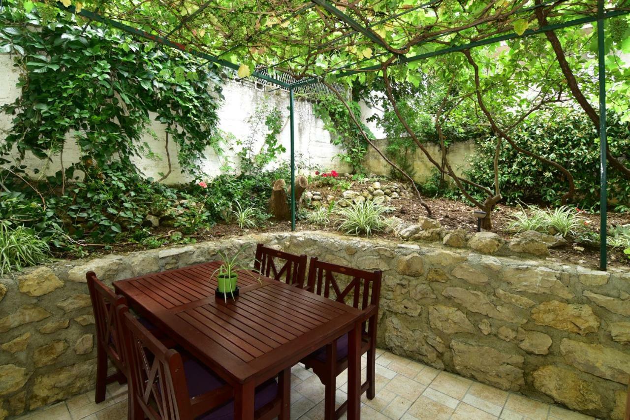 Apartment Anica & Gabriela Makarska