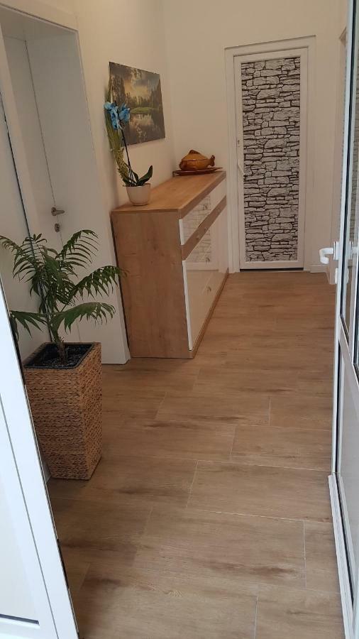 Anica & Gabriela Apartment